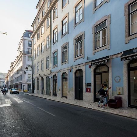 Baixa Vintage Three-Bedroom Apartment - By Lu Holidays ลิสบอน ภายนอก รูปภาพ
